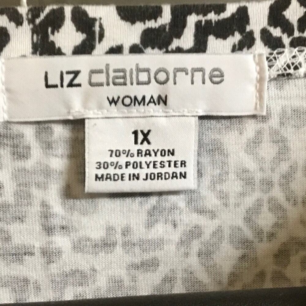 Liz Claiborne Henley Top - Picture 4 of 4